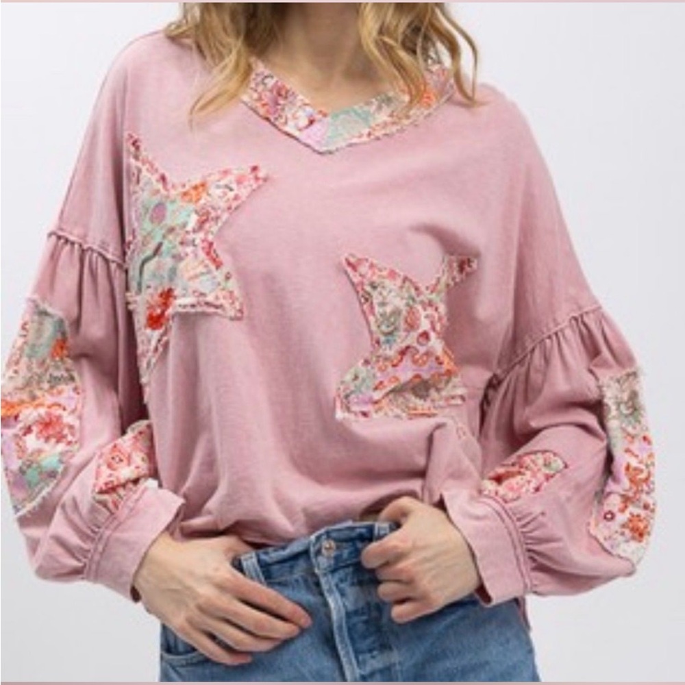 BlueVelvet Pink Floral Star Blouse NWT